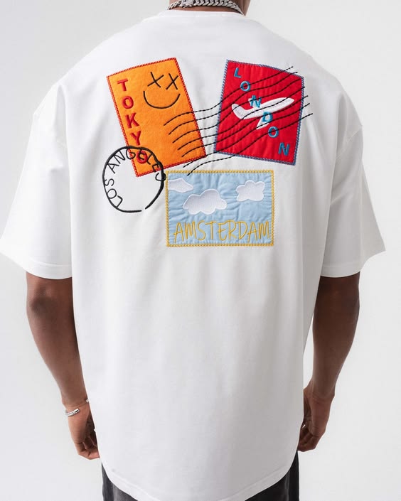 Men's World Tour Stamp Graphic Sweatshirt – White/Black